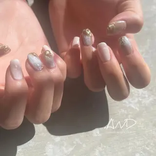 ネイル LOOPER所属・mzh ...のネイルデザイン