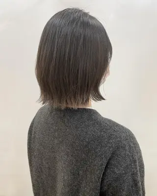 ショート カラー あずまぐち めぐみのヘアスタイル