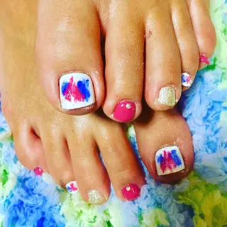 ネイル NailandEye Lucaの眉毛・アイブロウイメージ