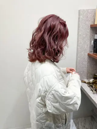 ミディアム カラー ヘアアレンジ autre所属・大久保 ひでなりのヘアスタイル