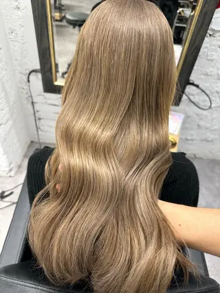 ロング カラー ヘアアレンジ 久米 治仁のヘアスタイル