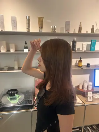セミロング yuumi／透明感 クリーミーカラー♪のヘアスタイル