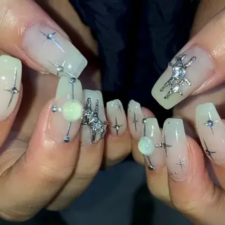 ネイル kana/モード ・グランジ⛓🎼のネイルデザイン