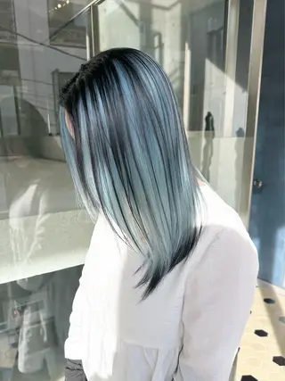 ミディアム カラー kai .のヘアスタイル