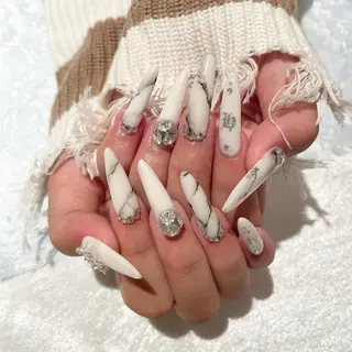 ネイル ドライヘッドスパ 名古屋駅徒歩5分のエステ・リラクイメージ