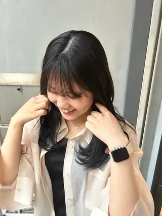 ロング カラー メイ🩰 wカラーのヘアスタイル