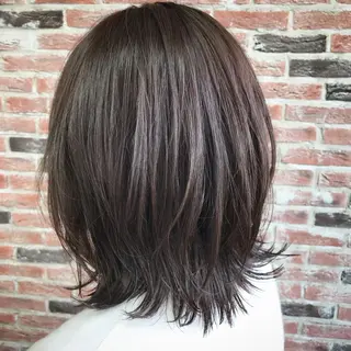 ミディアム カラー 濱岡 恭子のヘアスタイル
