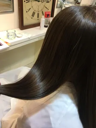 ロング セイヤ 艶髪再生師のヘアスタイル