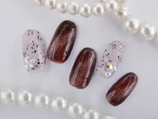 ネイル Tiary Nail Fのネイルデザイン