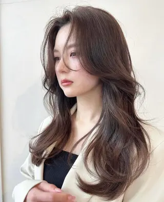ロング knot by belle所属・明津 桜空のヘアスタイル