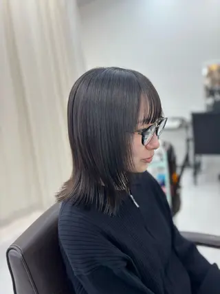 ショート 岩﨑真奈【LEV.】 ボブスタイルのヘアスタイル