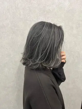 ミディアム カラー ヘアアレンジ パーマ ネイル マツエク・マツパ アイブロウ カラー特化サロン大阪 ルービック江坂/新城のヘアスタイル