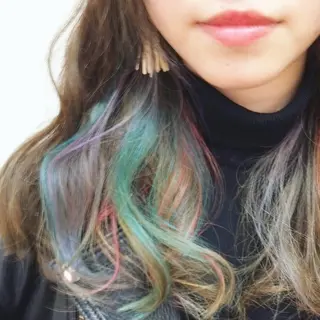 セミロング カラー シバタ ショウゴのヘアスタイル