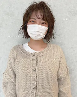 ミディアム カラー パーマ 小田 莉加子のヘアスタイル