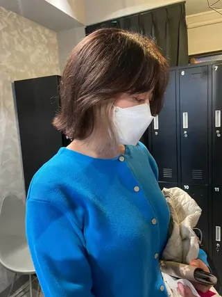 ショート ケアブリーチ/ エクステ/レイヤーのヘアスタイル