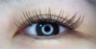 マツエク・マツパ salone Regina所属・Regina（レジー ナ）nanahoのマツエク・マツパデザイン