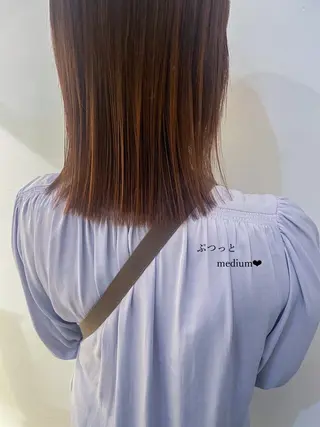 ミディアム ボブ ブリーチ/miinaのヘアスタイル