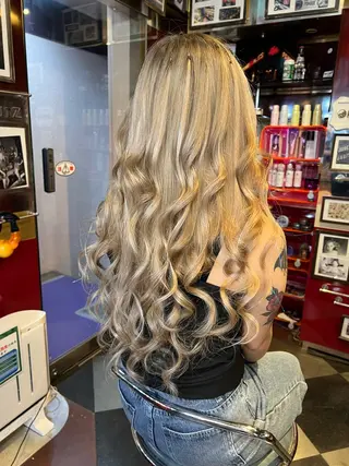 ロング カラー 横浜ショートカット/ レイヤー/ 平林侑馬のヘアスタイル