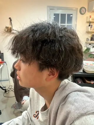 ショート 村松陸斗 メテオカラーのヘアスタイル