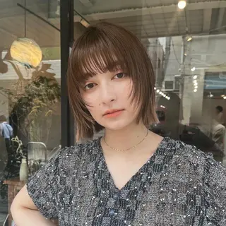 ミディアム くぎお けんじのヘアスタイル