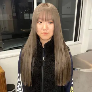 ロング 金田 法子のヘアスタイル