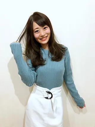 セミロング hair gladness WORLD所属・吉田 幸司のヘアスタイル