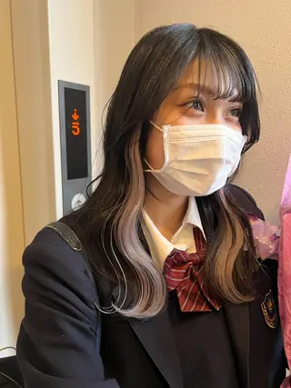 セミロング カラー ハイトーン&髪質改善 &韓国エクステ🤎のヘアスタイル