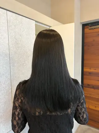 ロング カラー 🌼透明感カラー/ 縮毛矯正/結羽🌼のヘアスタイル