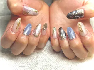 ネイル La vie mi nailニュアンスのネイルデザイン