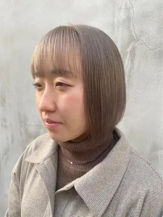 ショート カラー saki🌼ボブ× 透明感カラー🌼のヘアスタイル