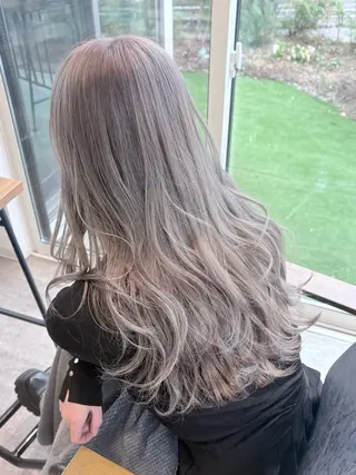 ロング STRAAL所属・カラーモデル🩷 ゆうかのヘアスタイル