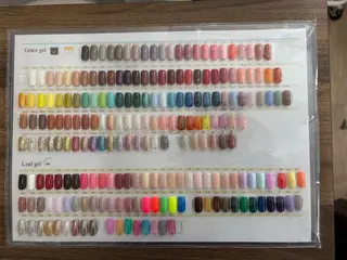 ネイル Mink Style駒沢店所属・矢崎 愛のネイルデザイン