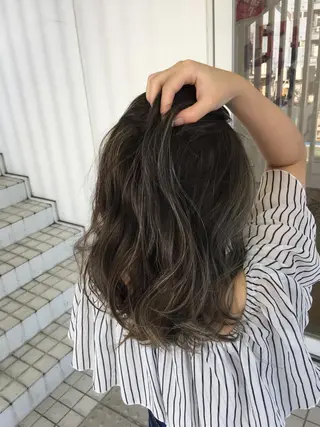 ミディアム Rubik's江坂 ルービックえさかのヘアスタイル