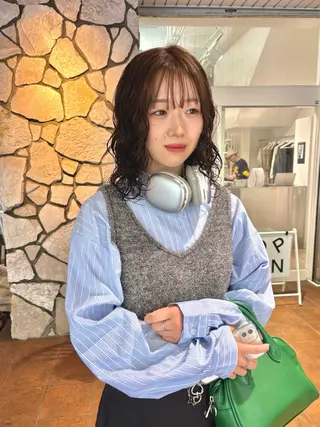 ミディアム behive  駅前店所属・菊地 桃花のヘアスタイル