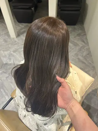 セミロング Lomalia Yuuka/42🩵のヘアスタイル