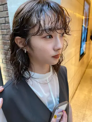 ミディアム パーマ Pros所属・nana/レイヤー /酸性ストレートのヘアスタイル