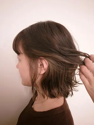 ミディアム カラー よしだ とおいのヘアスタイル