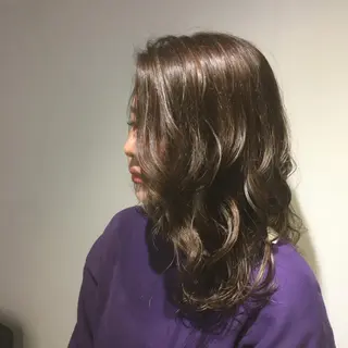 ロング カラー しのはら まどかのヘアスタイル