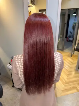 ロング カラー 伊賀本 夢麻のヘアスタイル