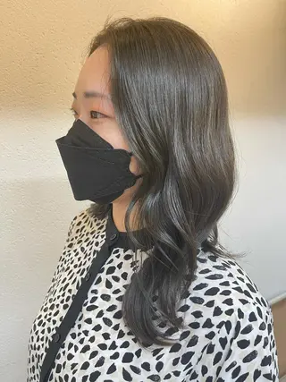 カラー PUUR所属・🍒鈴木 エミリ🍒のヘアスタイル