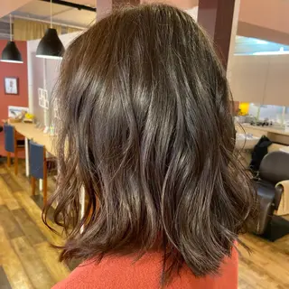 ミディアム カラー ツバサ 髪質改善のヘアスタイル