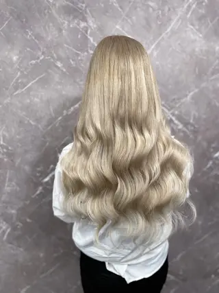 ロング カラー KOSEI シールエクステのヘアスタイル