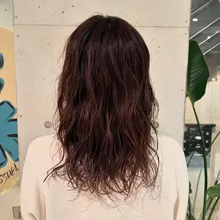 ロング パーマ 菅野 紗弥のヘアスタイル