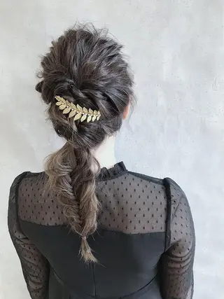 セミロング カラー ヘアアレンジ _WHITE 難波本店のヘアスタイル