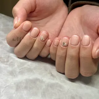 ネイル アンドエム ＆Ｍのネイルデザイン