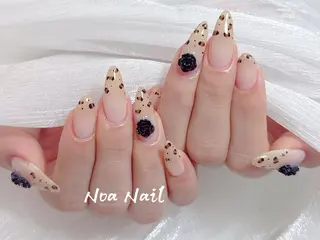 ネイル 鈴木 カナのネイルデザイン