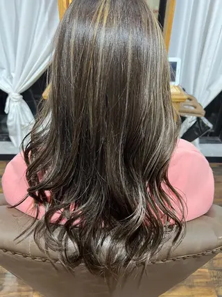 カラー 松永 かずきのヘアスタイル