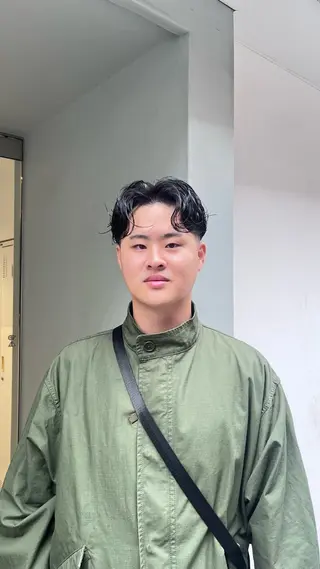 ショート パーマ メンズ GO TODAY SHAiRE SALON NU茶屋町店所属・メンズ特化 河内翔吾のヘアスタイル