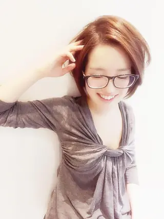 ショート カラー 田中 奈布のヘアスタイル