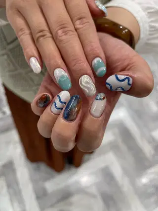 ネイル ユナ🌙 nailのネイルデザイン